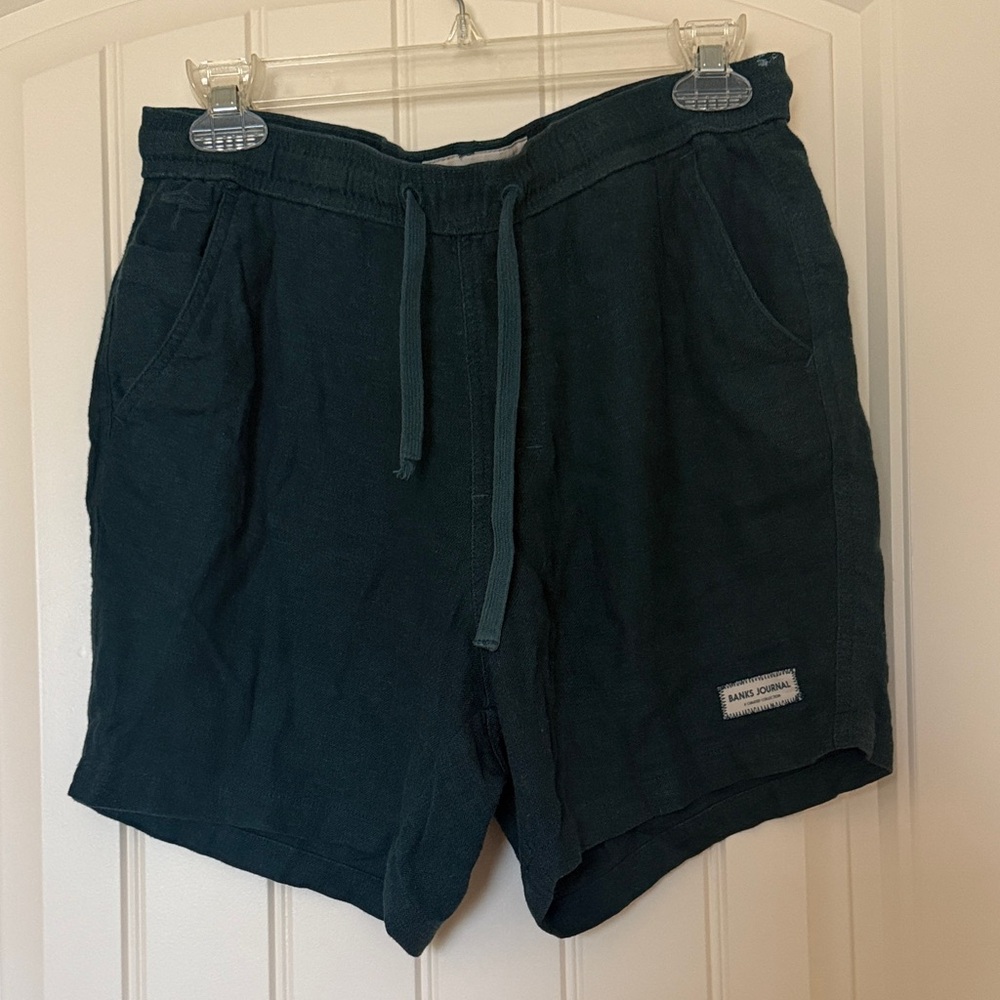 Casual Dark Green Athletic Shorts for Men